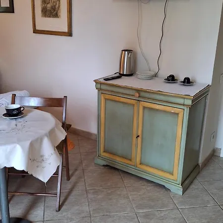 Casina Gialla Fabbricaccia