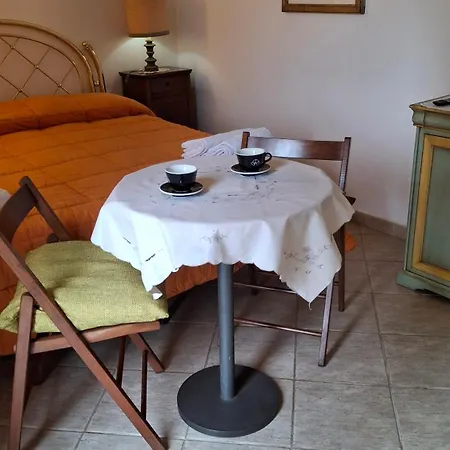 Casina Gialla Homestay